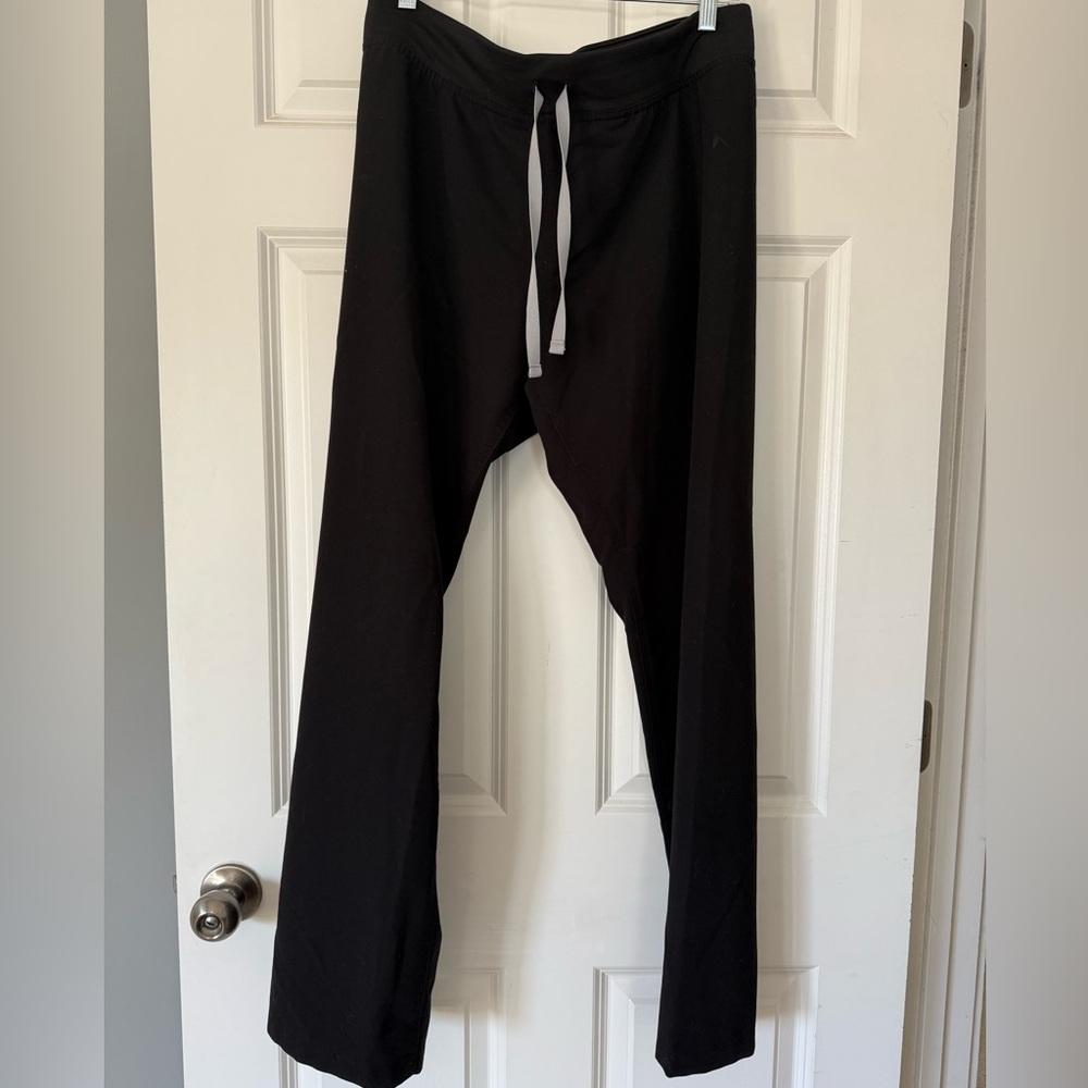 FIGS Livingston scrub pants